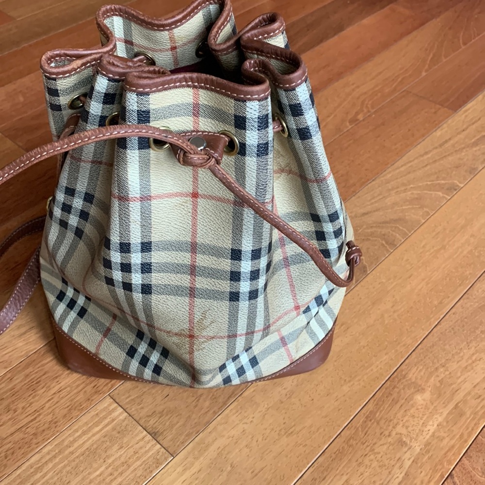Vintage Burberry drawstring hand back